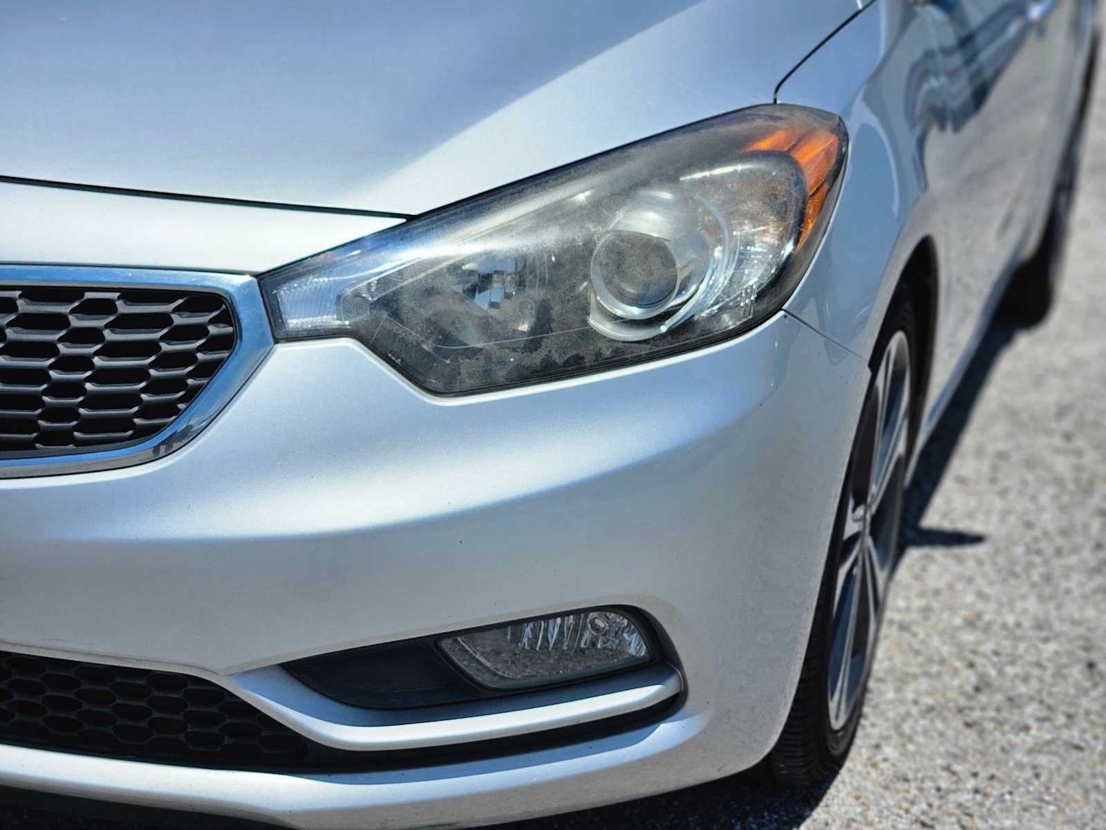 2016 Kia Forte EX 10