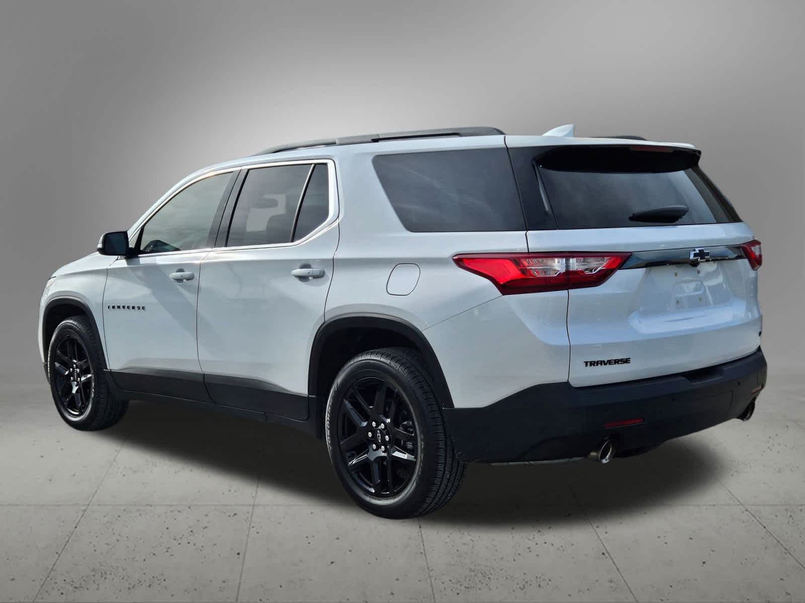 Thumbnail: 2020 Chevrolet Traverse - 4