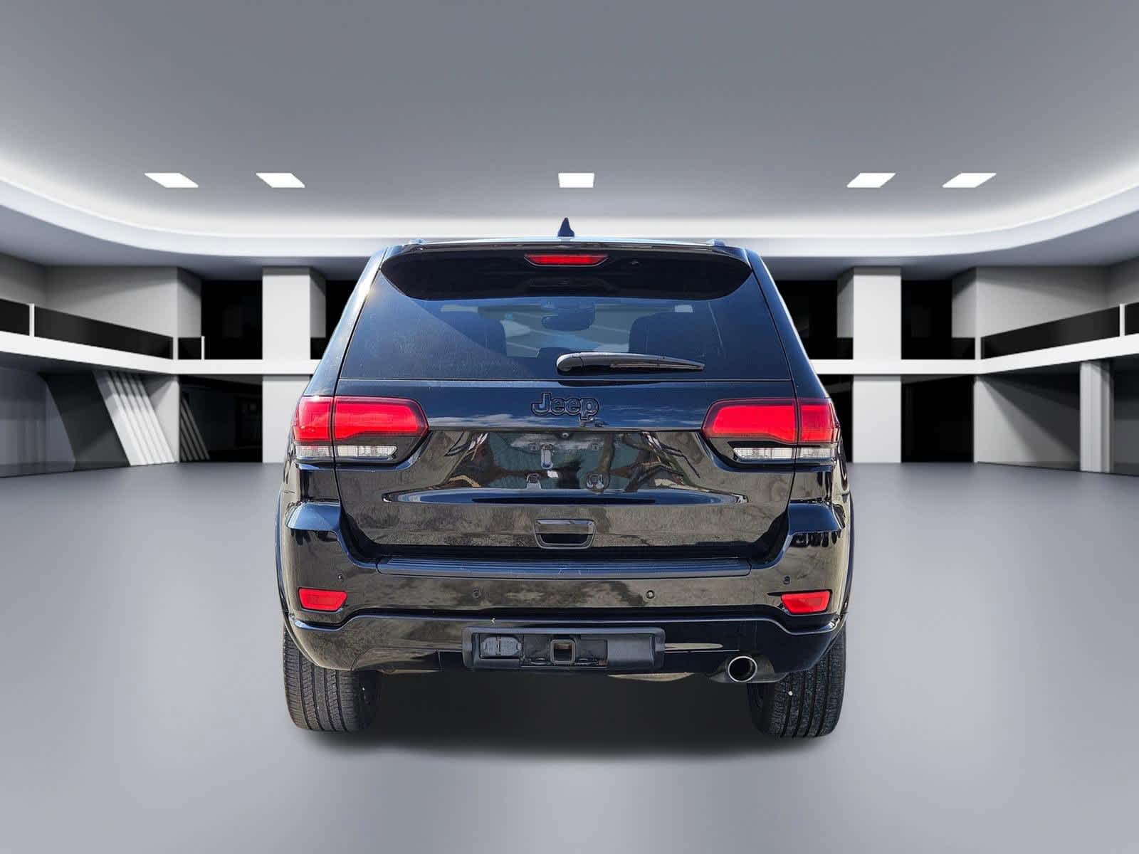 Thumbnail: 2020 Jeep Grand Cherokee - 5