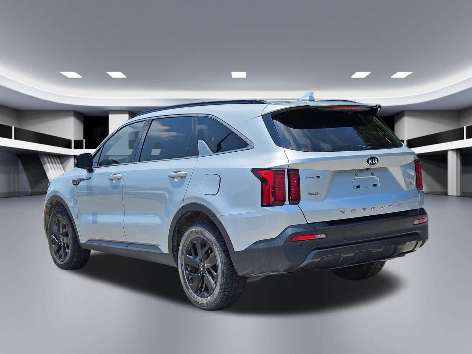 Thumbnail: 2021 Kia Sorento - 3