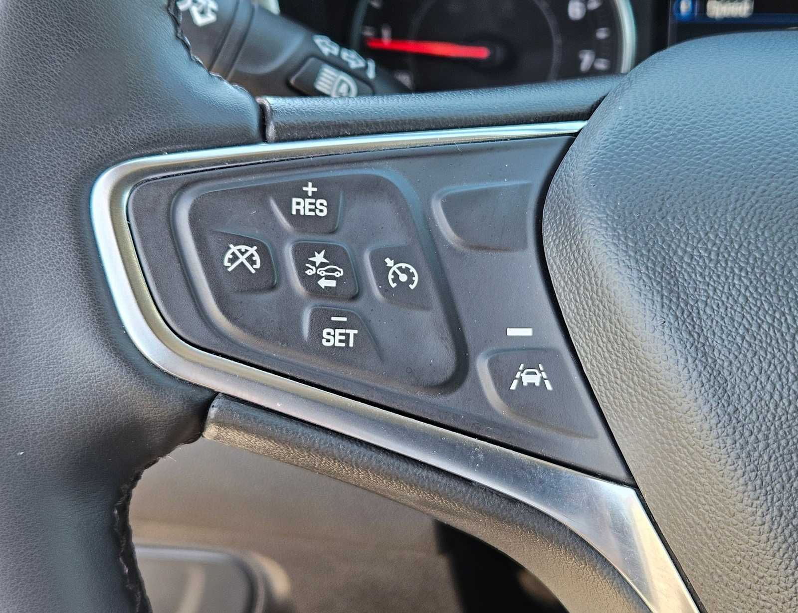 Thumbnail: 2024 Chevrolet Equinox - 23