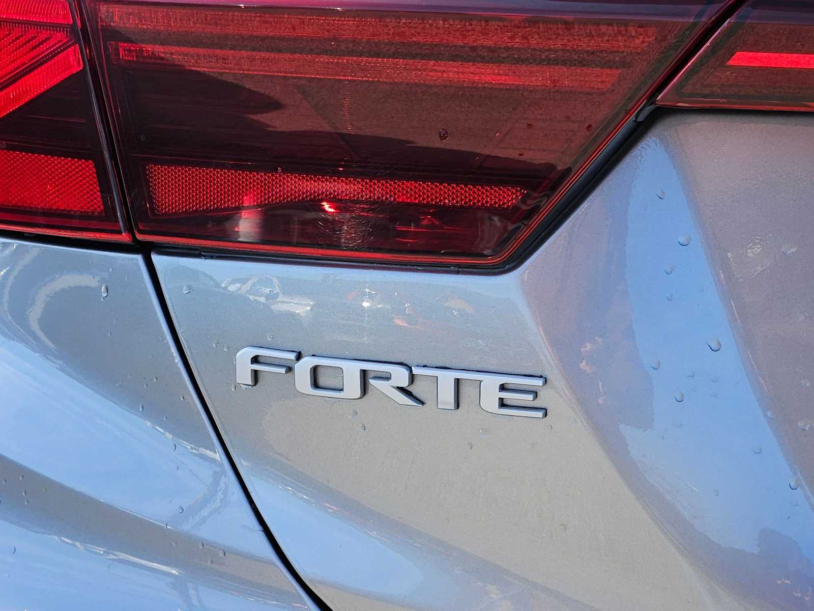 Thumbnail: 2024 Kia Forte - 12