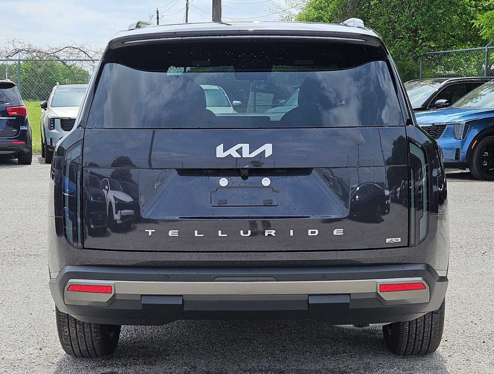 Thumbnail: 2027 Kia Telluride - 32