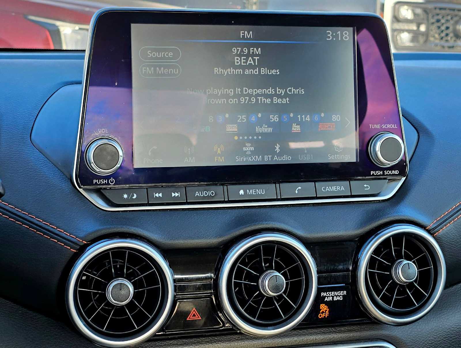 Thumbnail: 2022 Nissan Sentra - 17