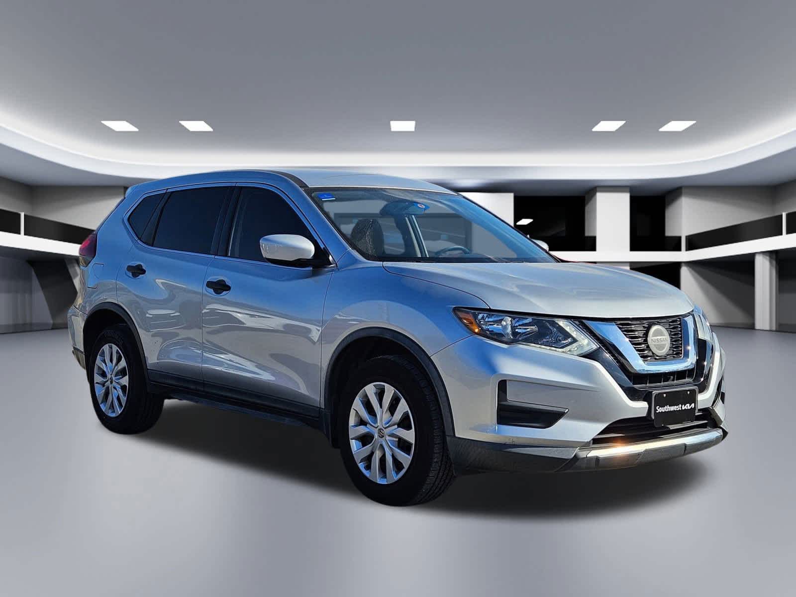 Thumbnail: 2018 Nissan Rogue - 7