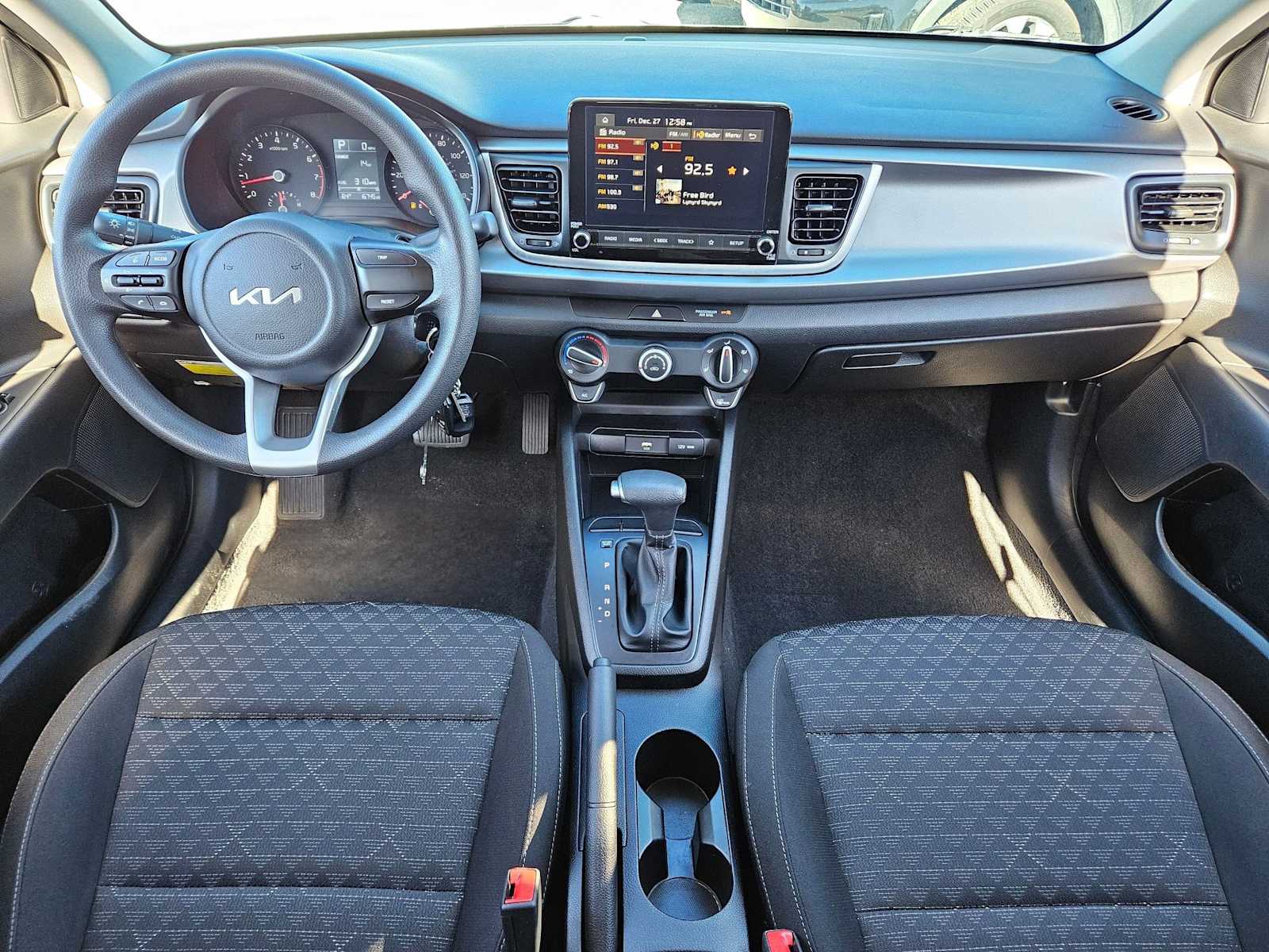 Thumbnail: 2023 Kia Rio - 16