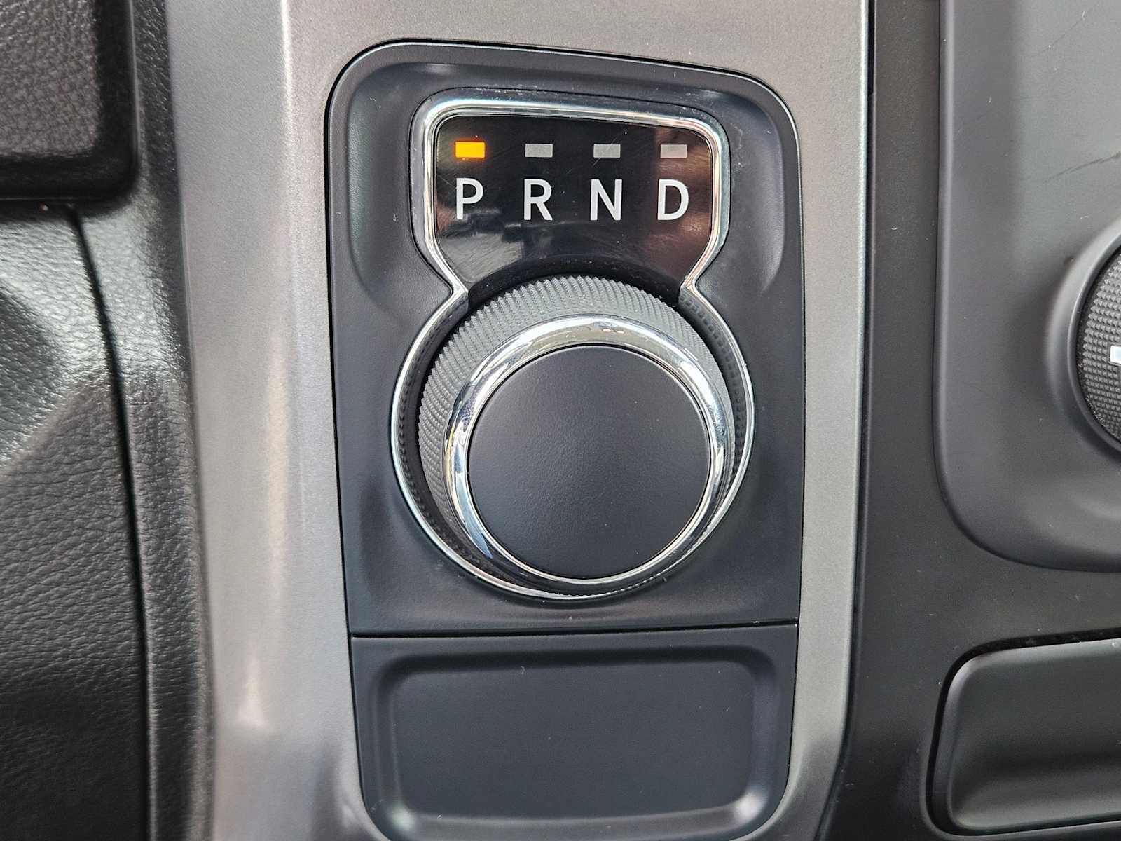 Thumbnail: 2024 RAM 1500 Classic - 27