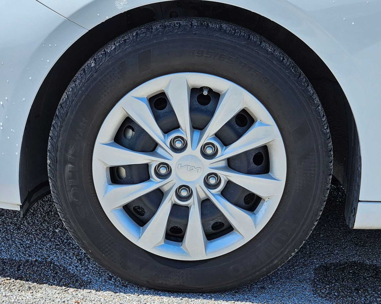Thumbnail: 2024 Kia Forte - 13