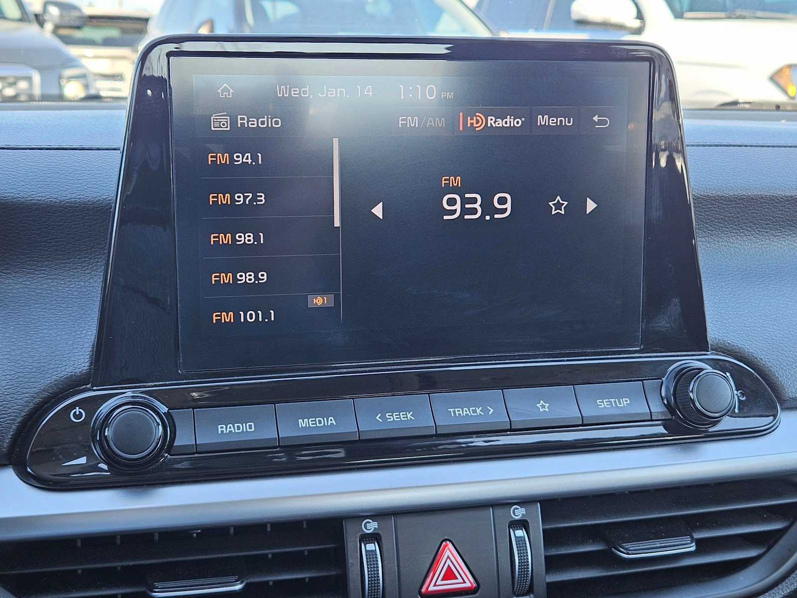 Thumbnail: 2024 Kia Forte - 21