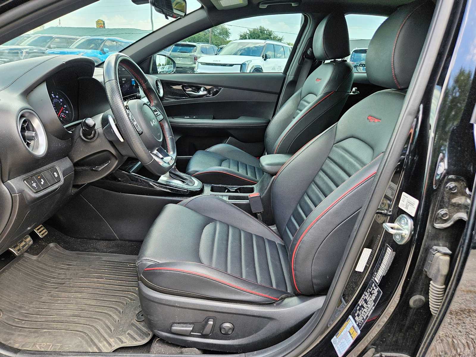 Thumbnail: 2023 Kia Forte - 14