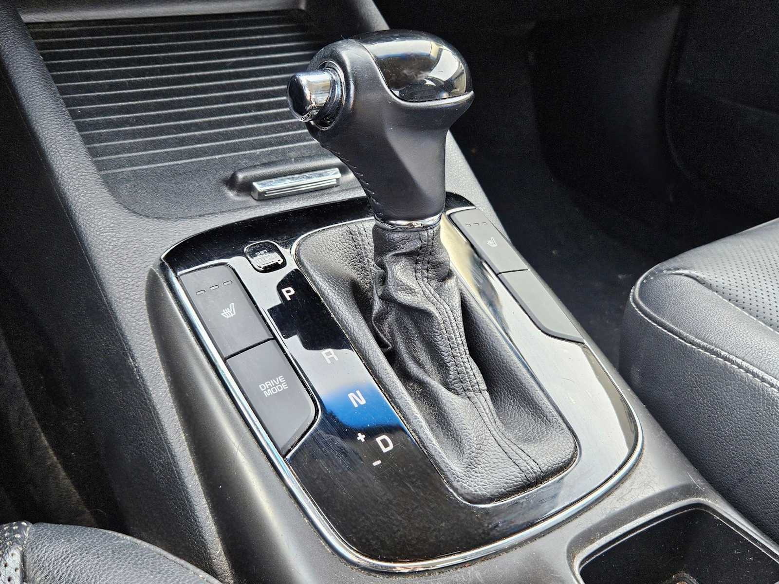 Thumbnail: 2017 Kia Forte - 31