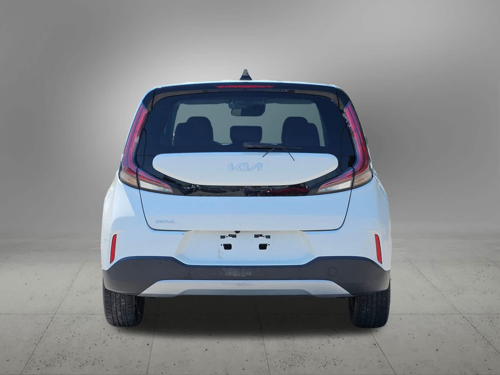 2023 Kia Soul LX photo 4