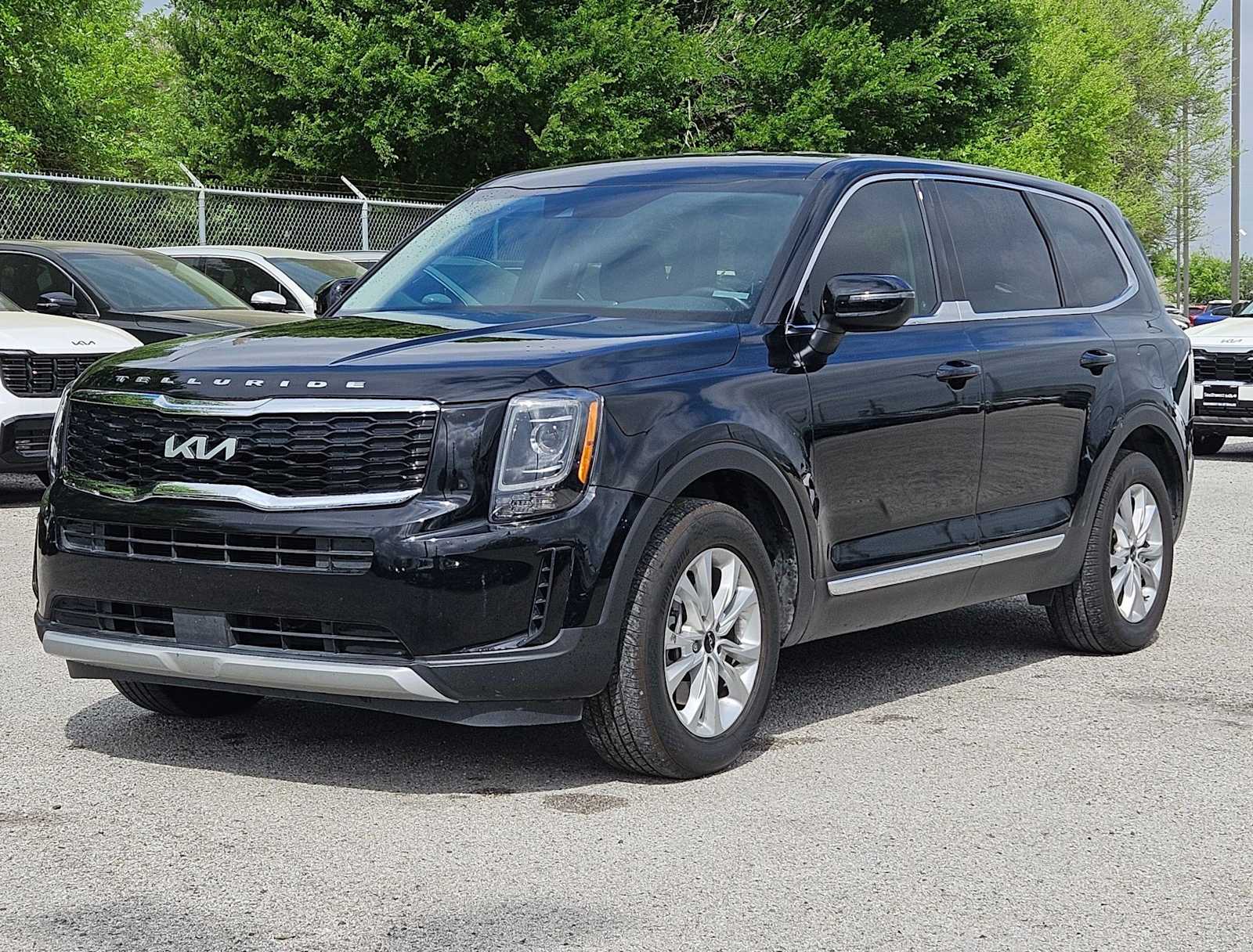 Thumbnail: 2022 Kia Telluride - 11