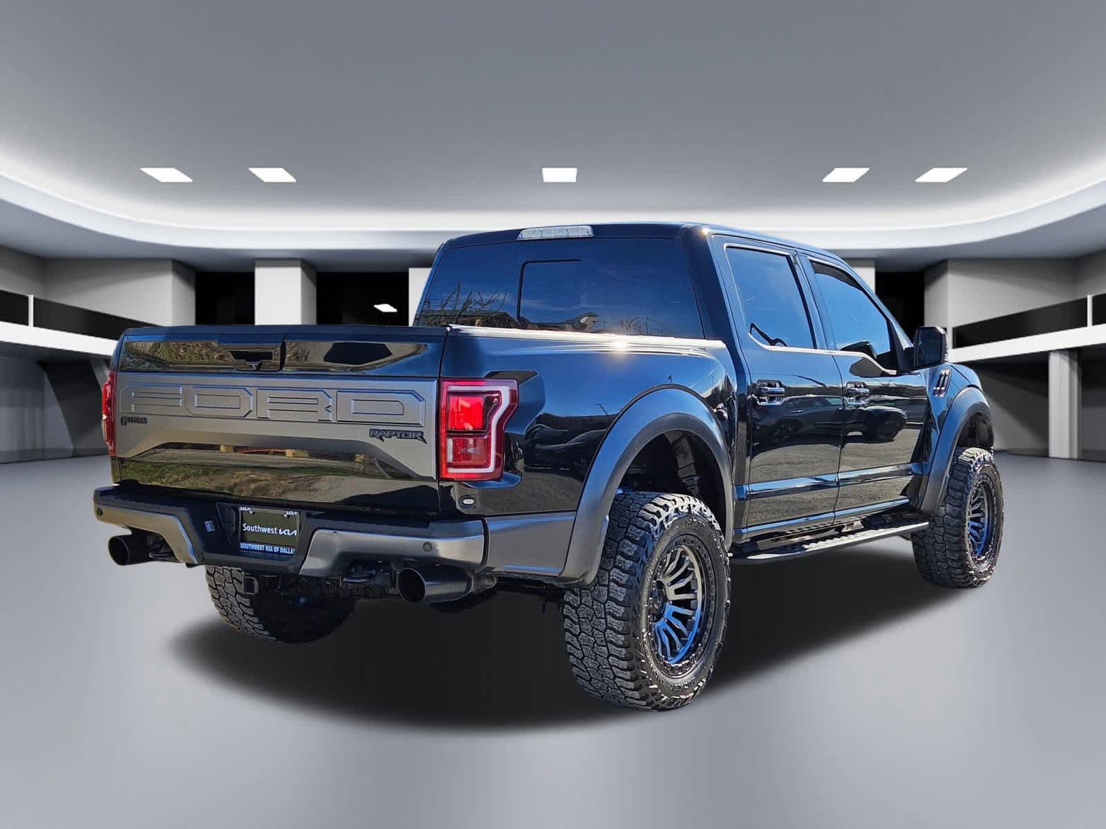 Thumbnail: 2018 Ford F-150 - 6