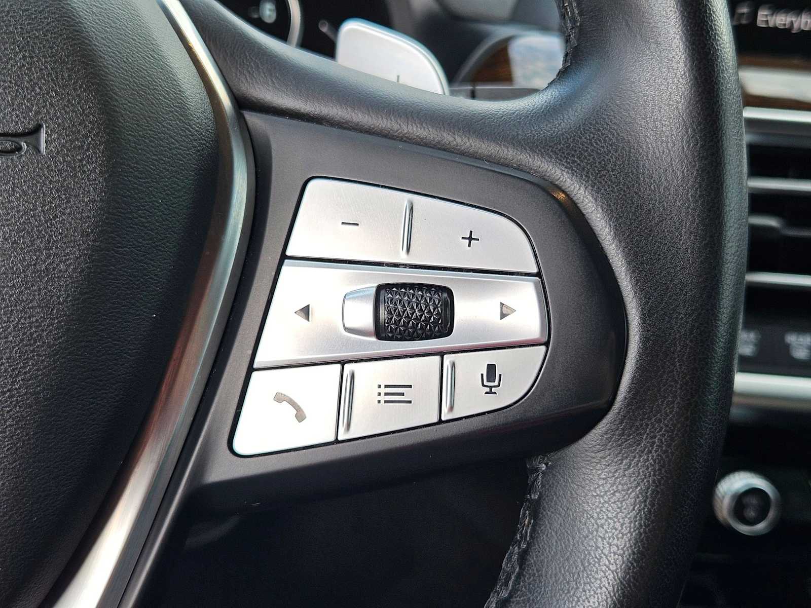 Thumbnail: 2022 BMW X3 - 24