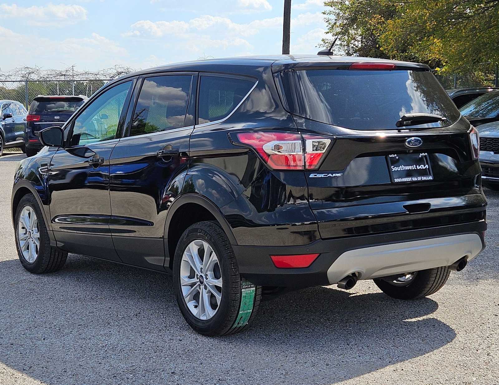 2017 Ford Escape SE photo 3