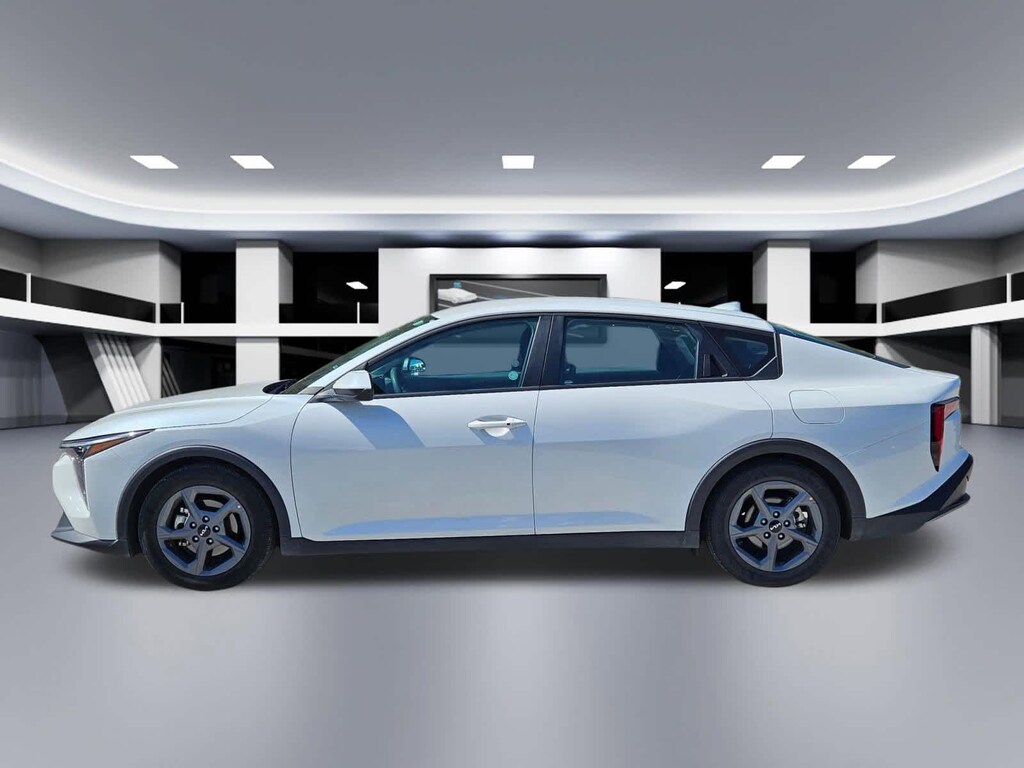 Used 2025 Kia K4 LXS Sedan