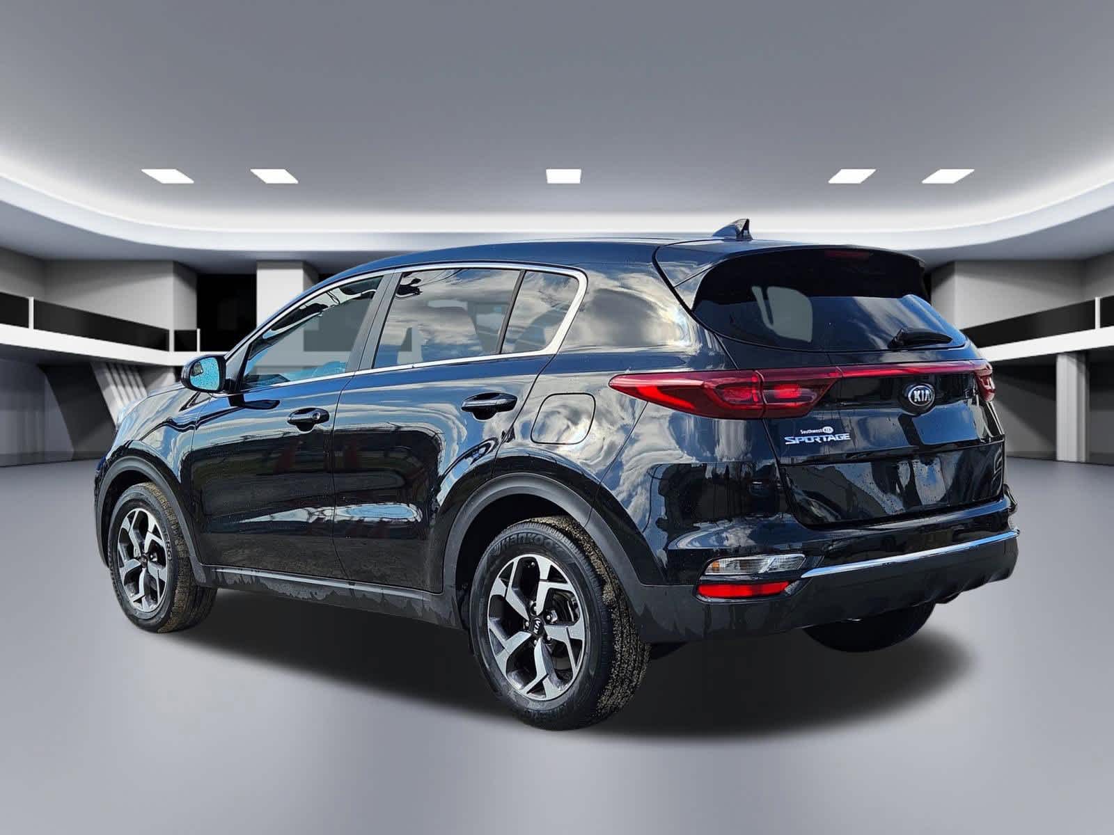 Thumbnail: 2021 Kia Sportage - 4