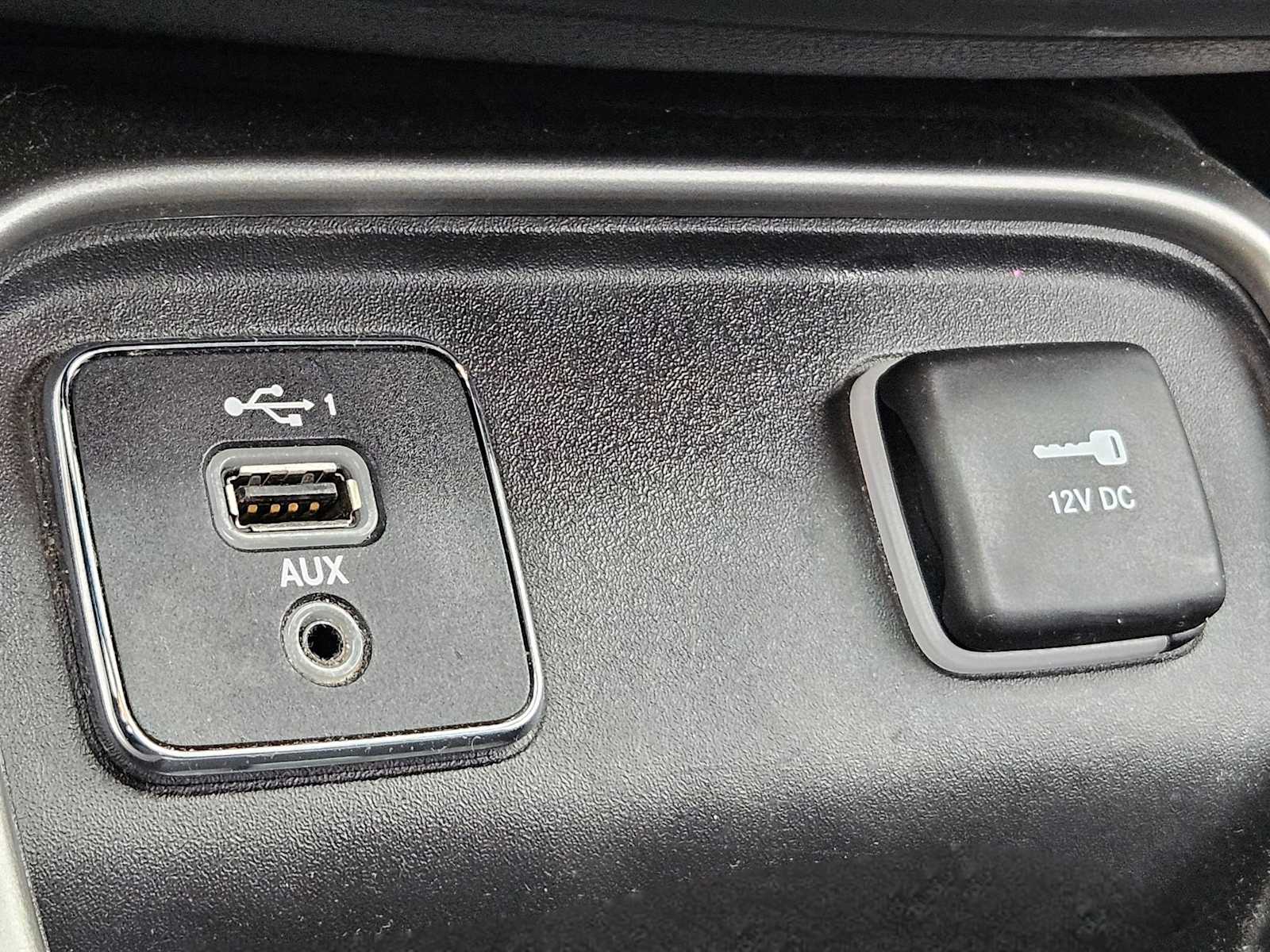 Thumbnail: 2019 Jeep Compass - 18