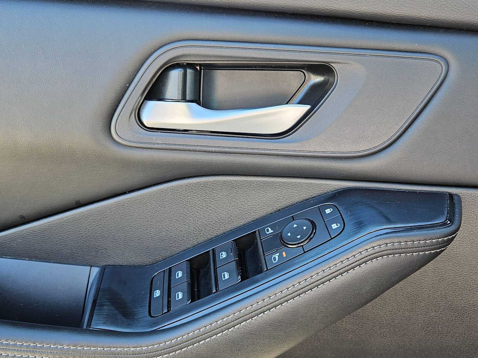 Thumbnail: 2024 Nissan Rogue - 22