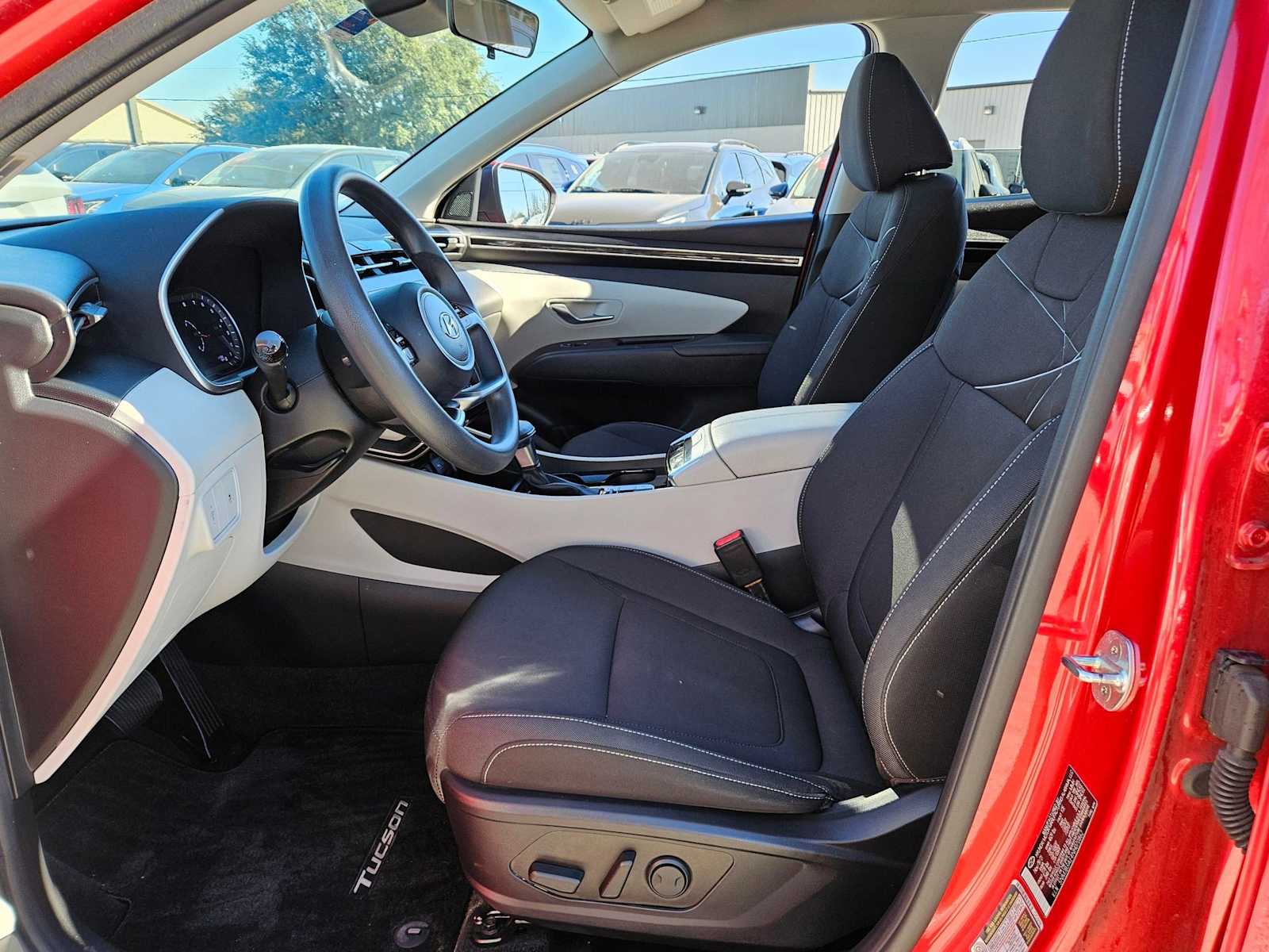 Thumbnail: 2022 Hyundai Tucson - 16