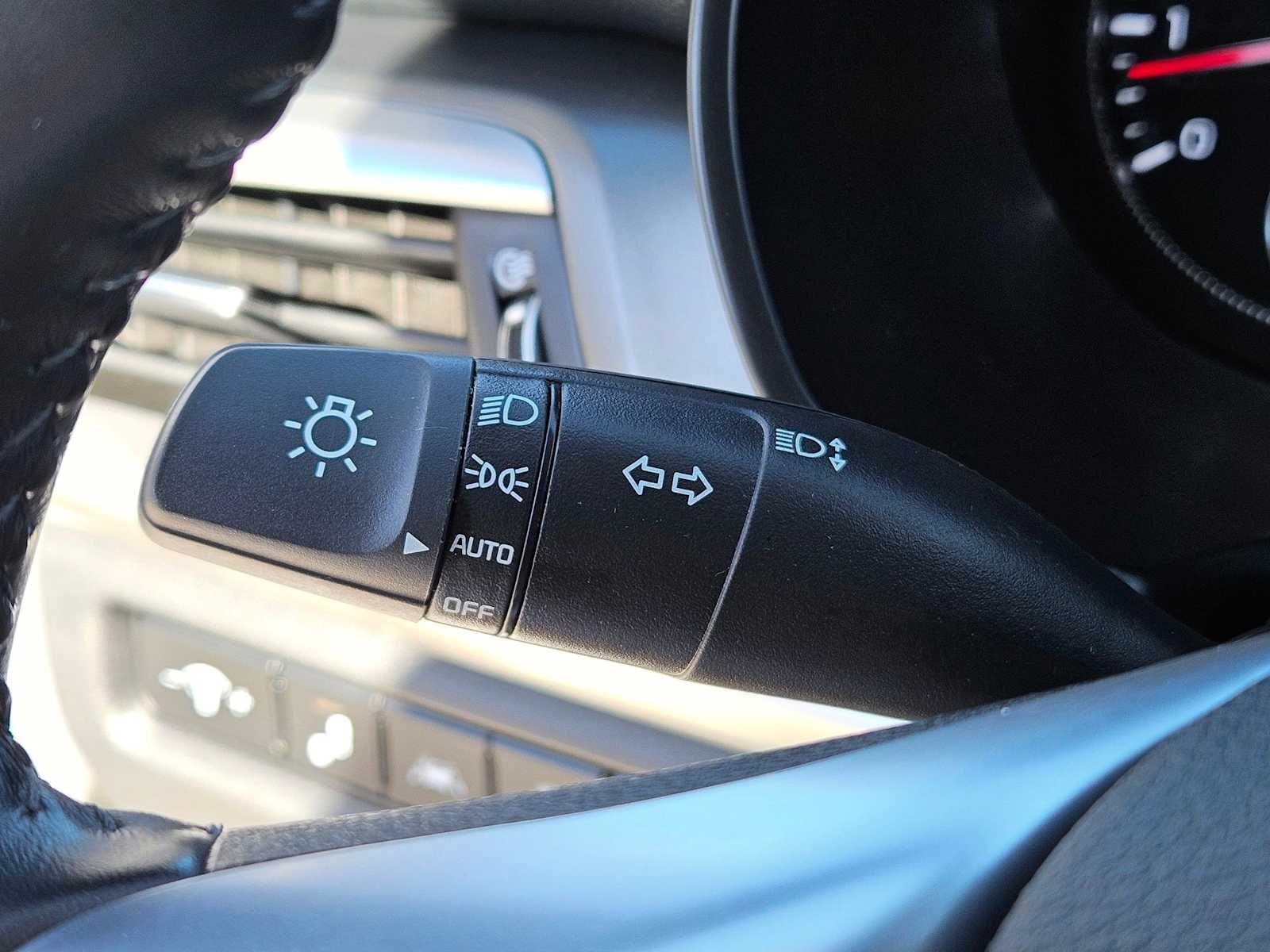 Thumbnail: 2021 Kia Telluride - 28