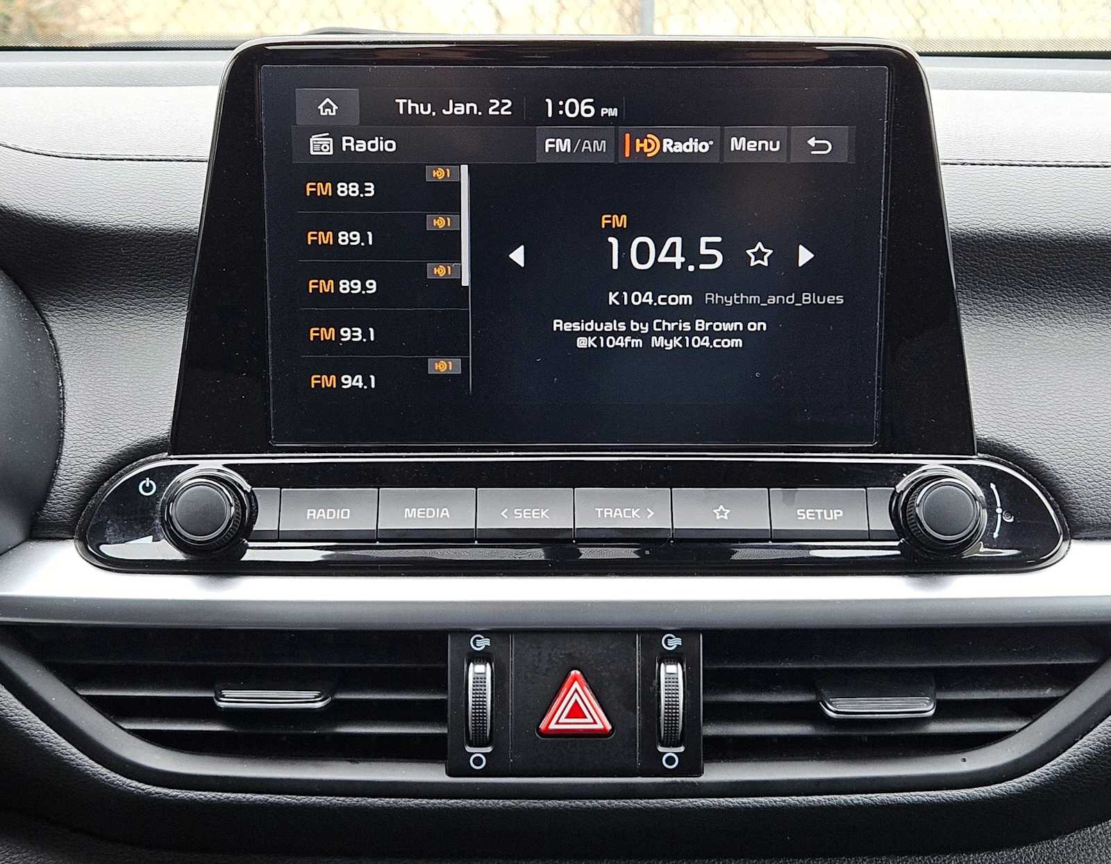 Thumbnail: 2024 Kia Forte - 24