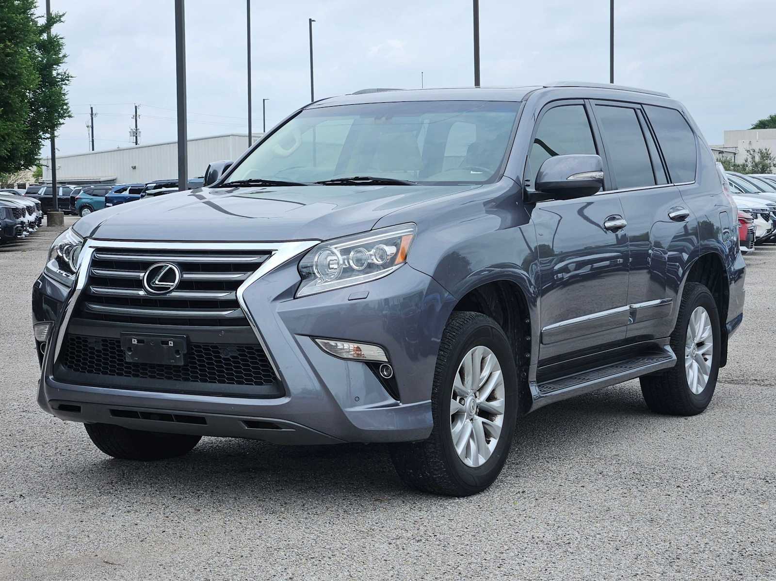 Thumbnail: 2019 Lexus GX - 10