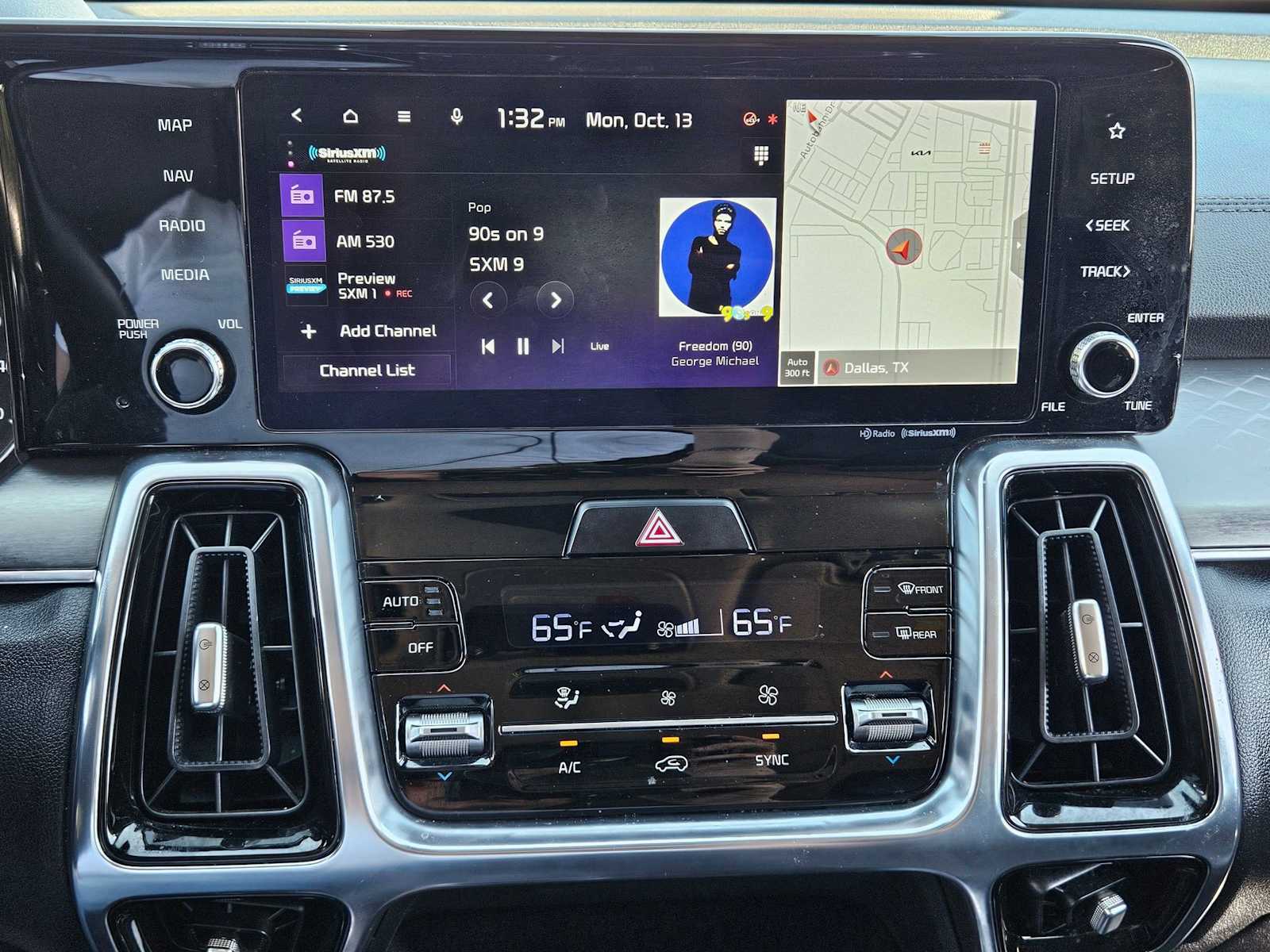 Thumbnail: 2022 Kia Sorento - 30