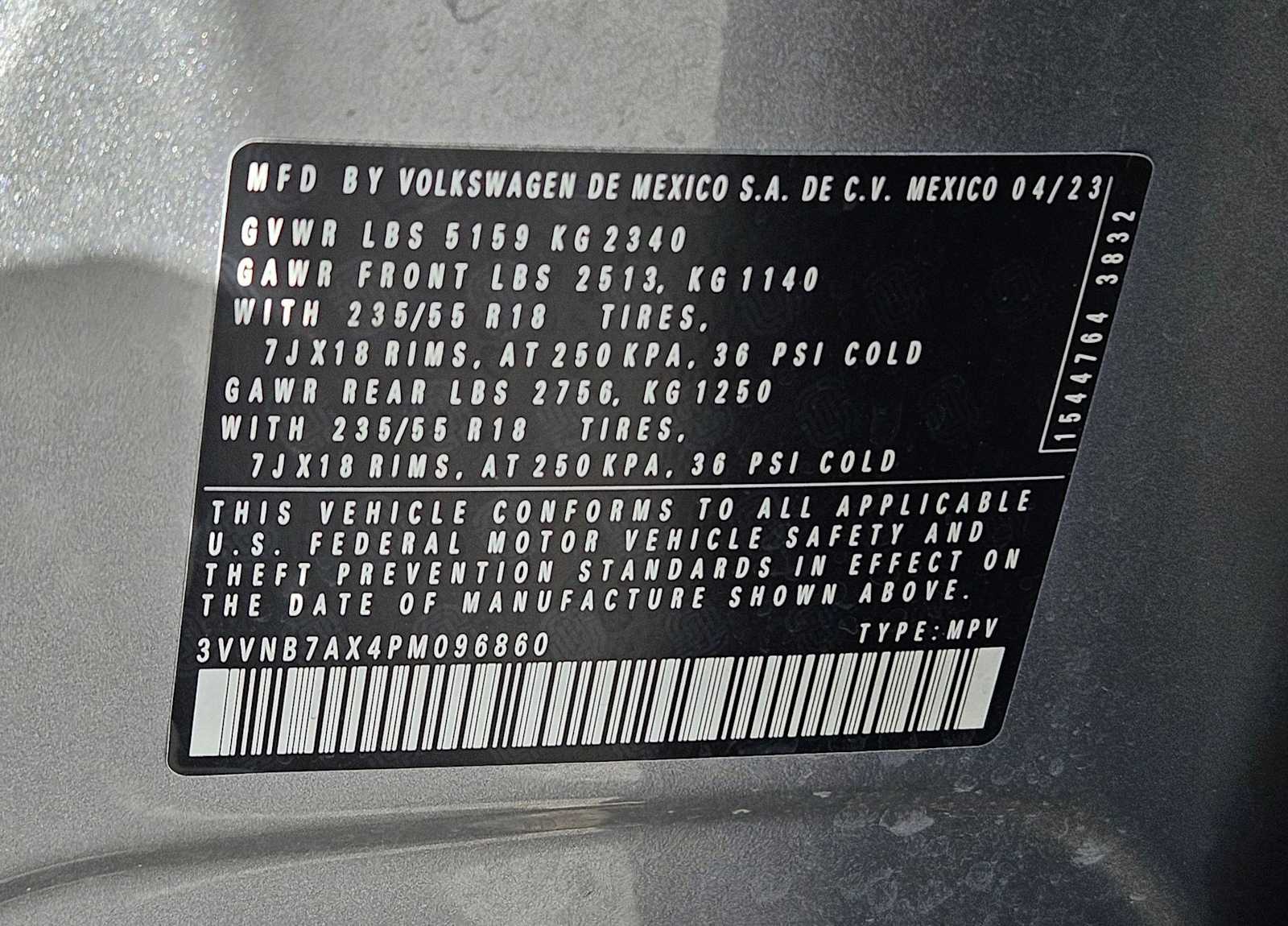 Thumbnail: 2023 Volkswagen Tiguan - 25