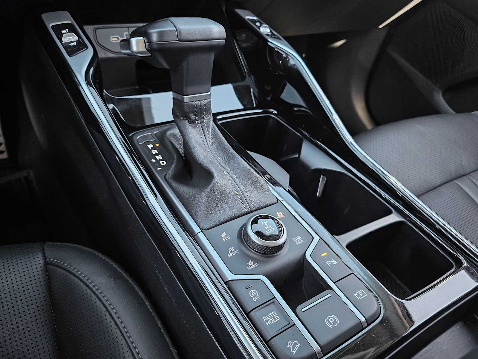 Thumbnail: 2024 Kia Sorento - 33