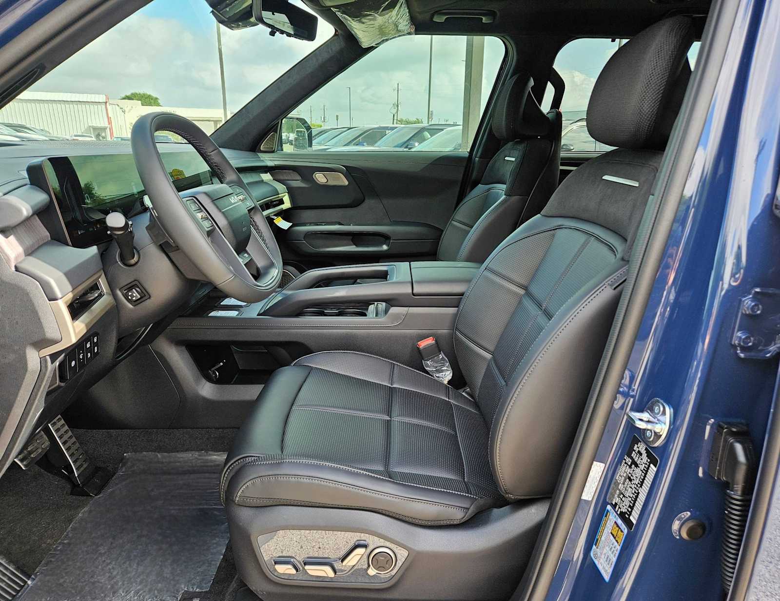 Thumbnail: 2027 Kia Telluride - 17