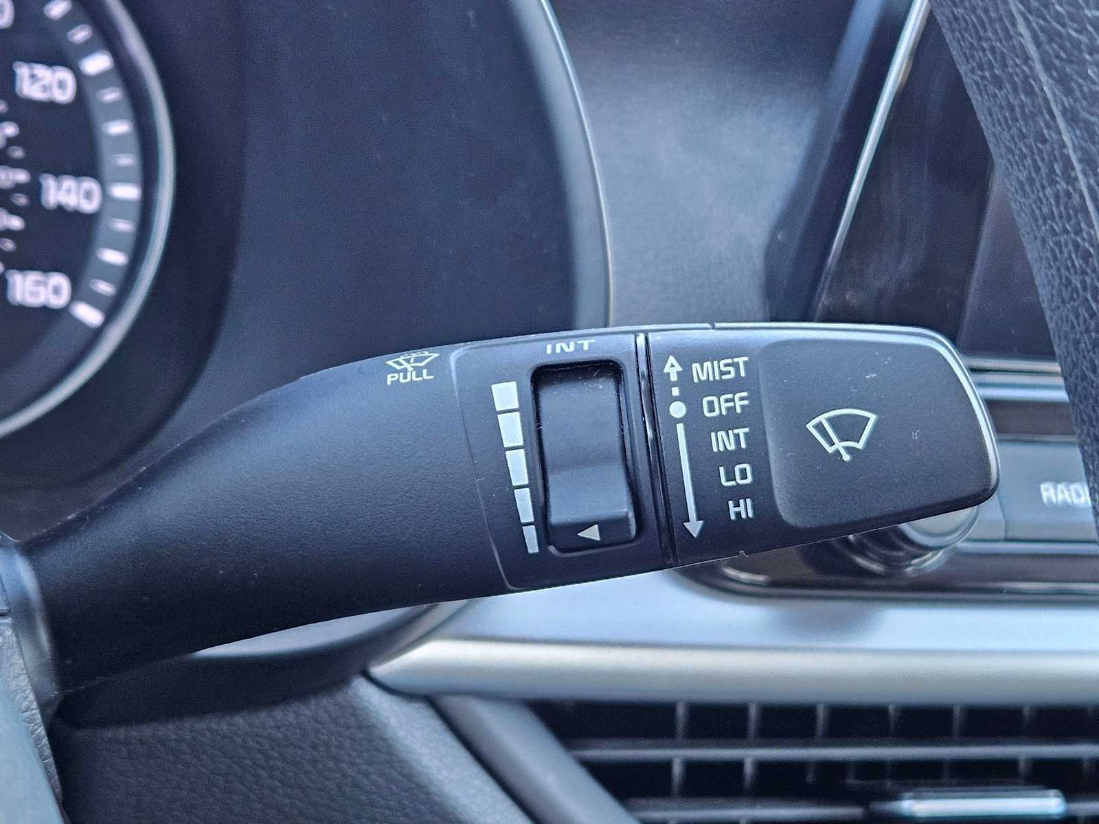 Thumbnail: 2024 Kia Forte - 18