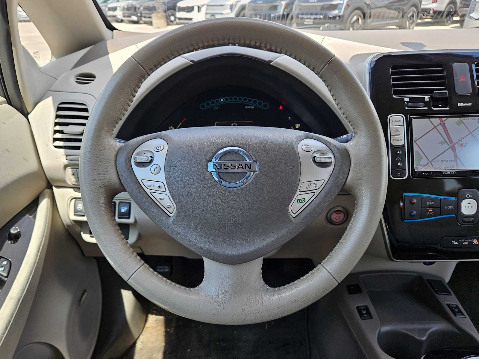 Thumbnail: 2015 Nissan Leaf - 17