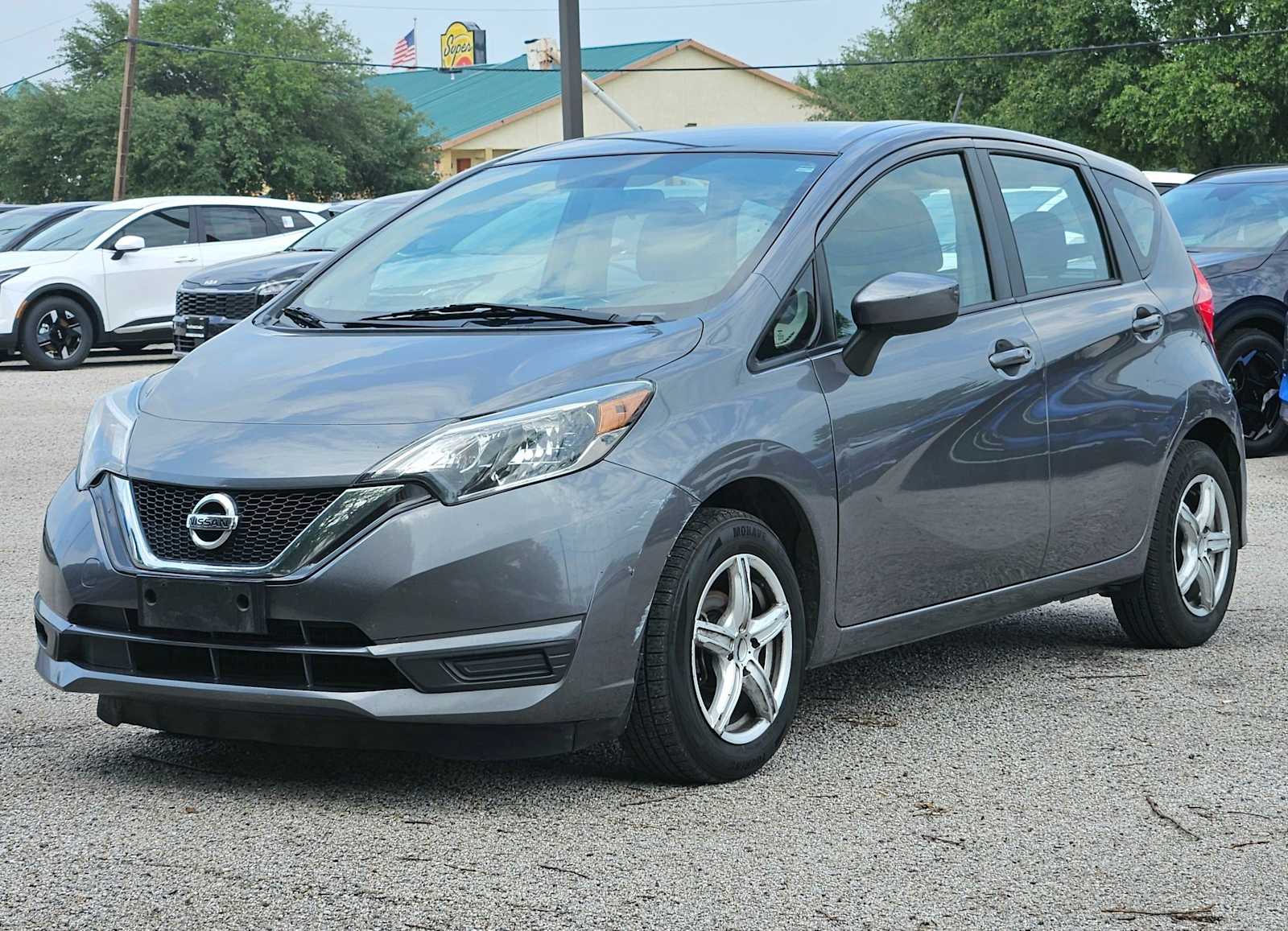 Thumbnail: 2018 Nissan Versa Note - 10
