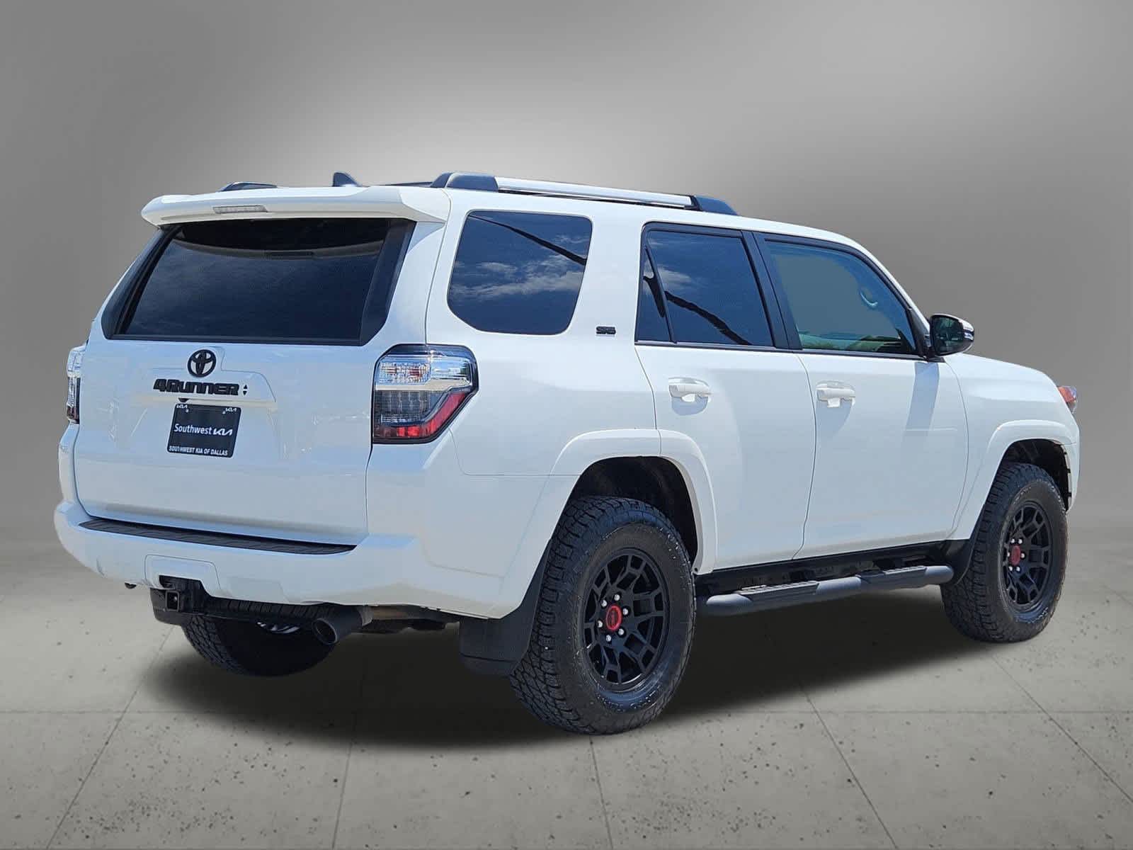 Thumbnail: 2024 Toyota 4Runner - 6