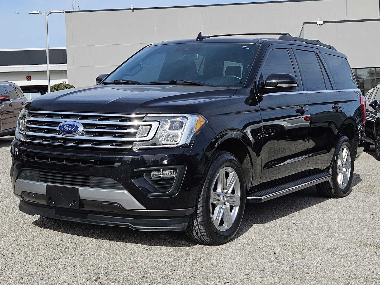 Thumbnail: 2020 Ford Expedition - 10