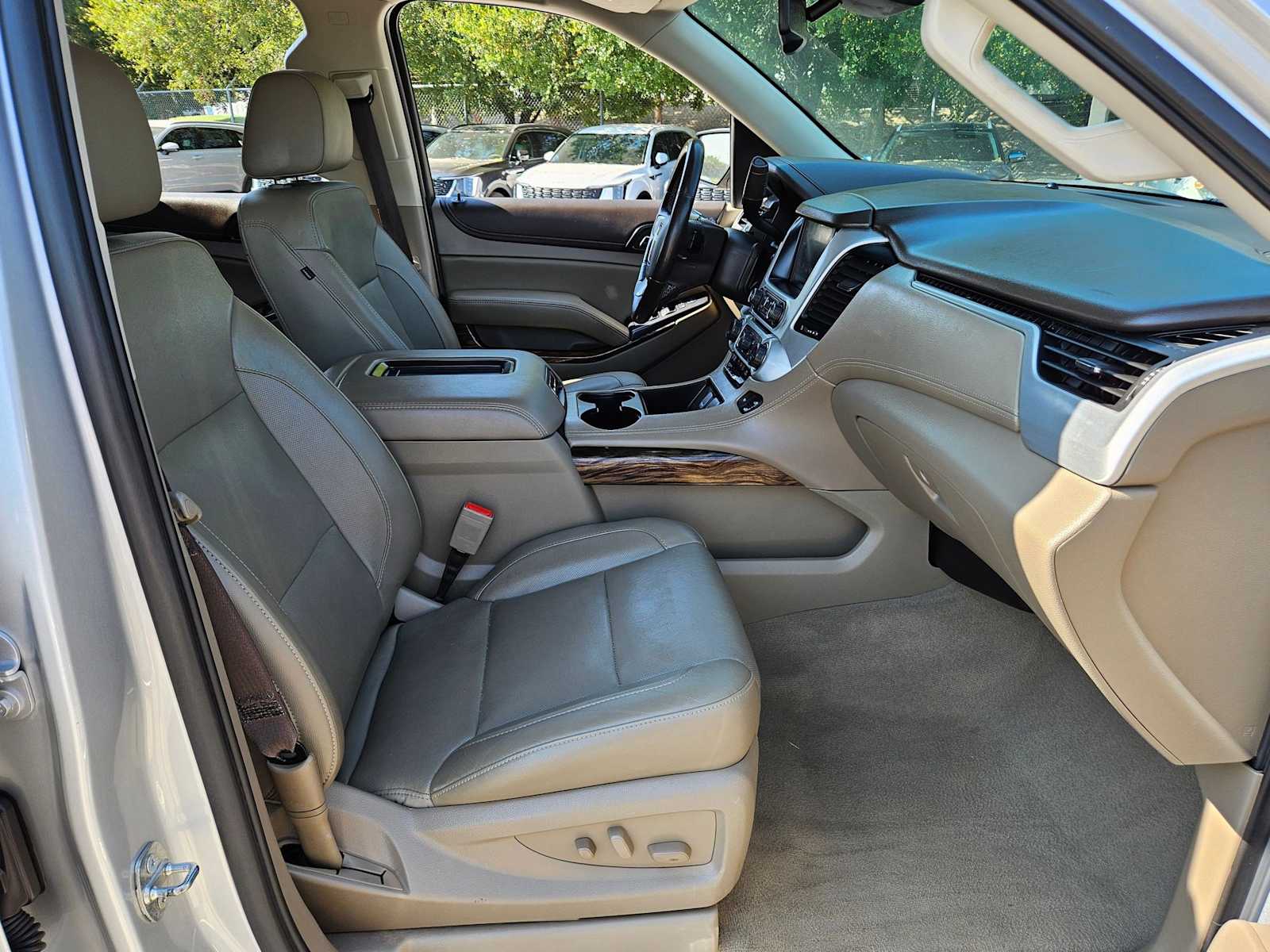 Thumbnail: 2020 GMC Yukon - 24