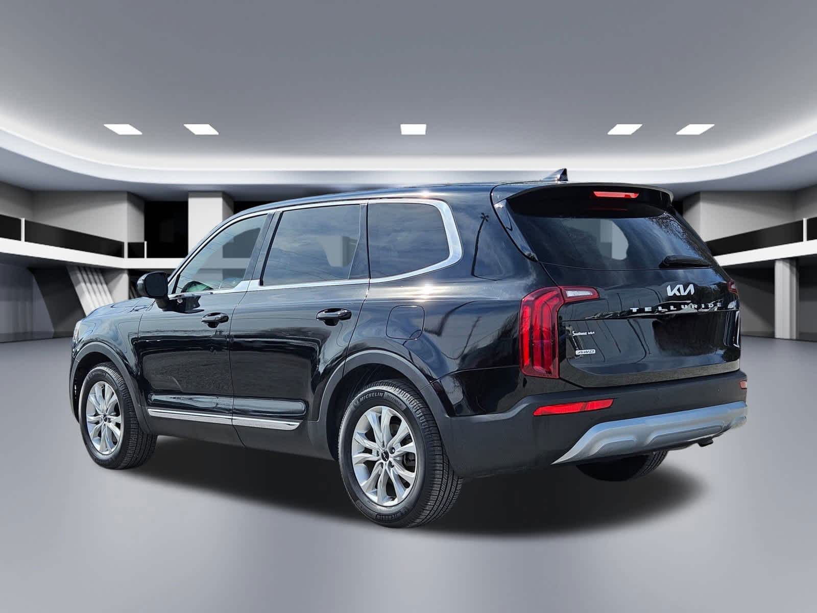 Thumbnail: 2022 Kia Telluride - 4