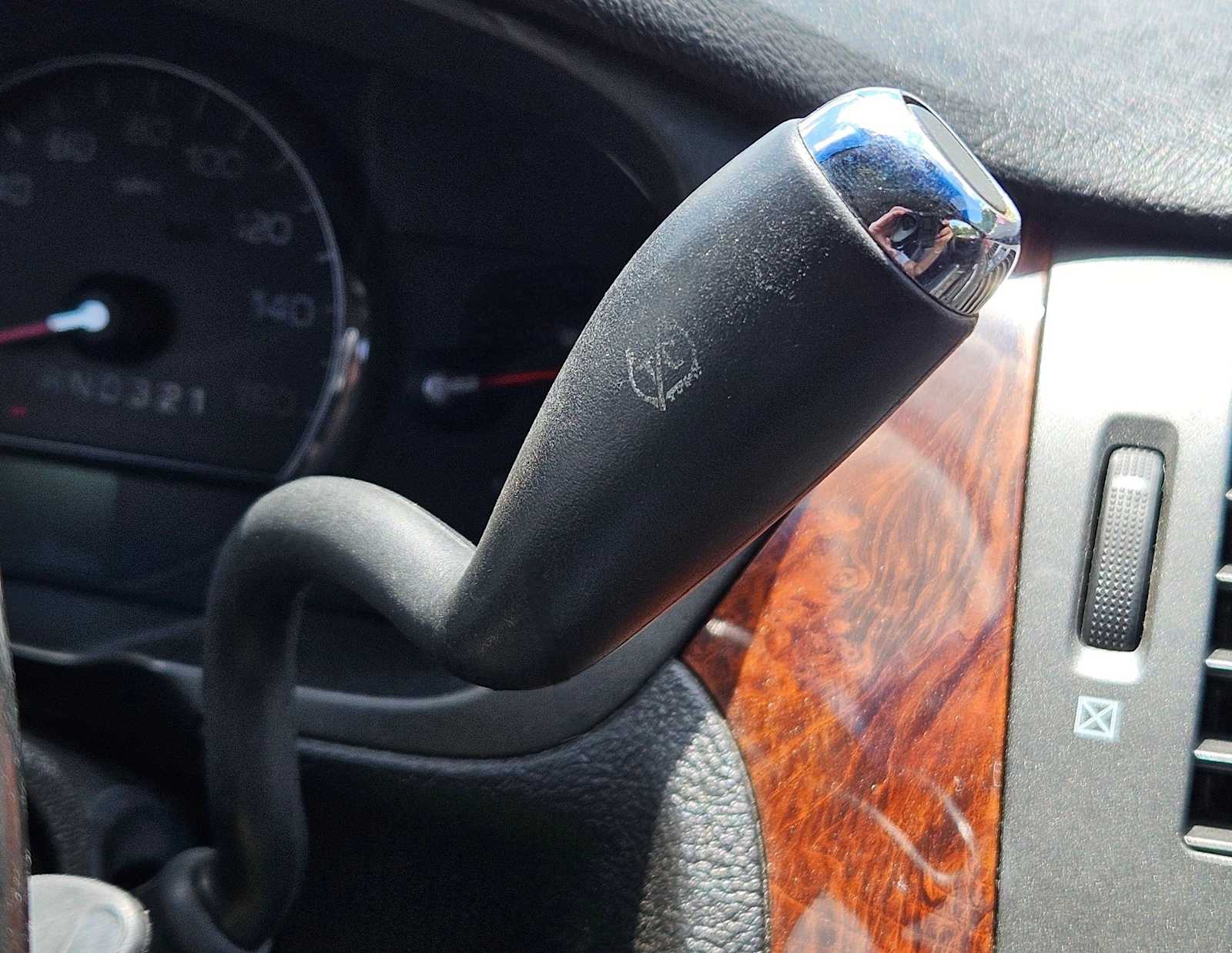 Thumbnail: 2007 Cadillac DTS - 26