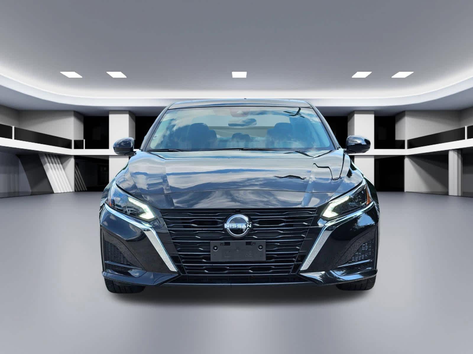 Thumbnail: 2024 Nissan Altima - 9