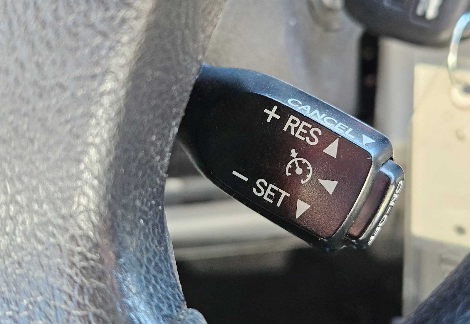 Thumbnail: 2014 Toyota Camry - 17