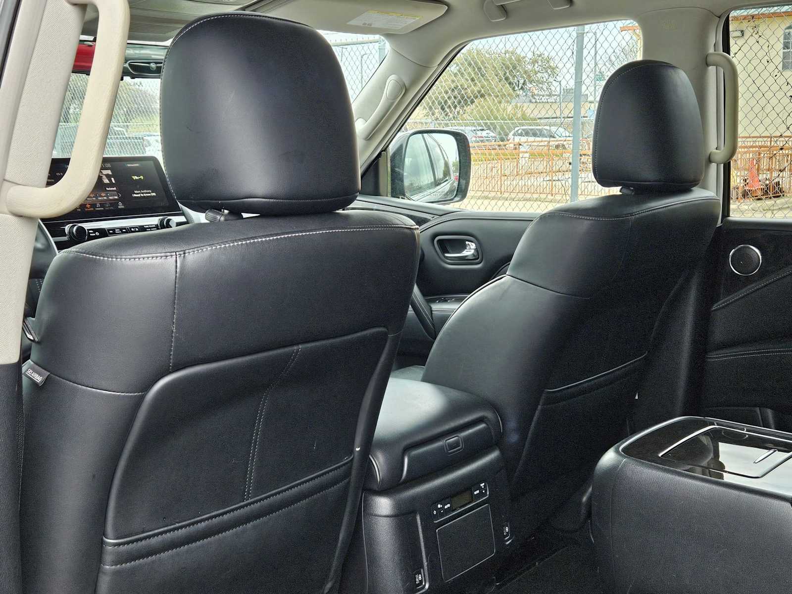 Thumbnail: 2024 INFINITI QX80 - 19