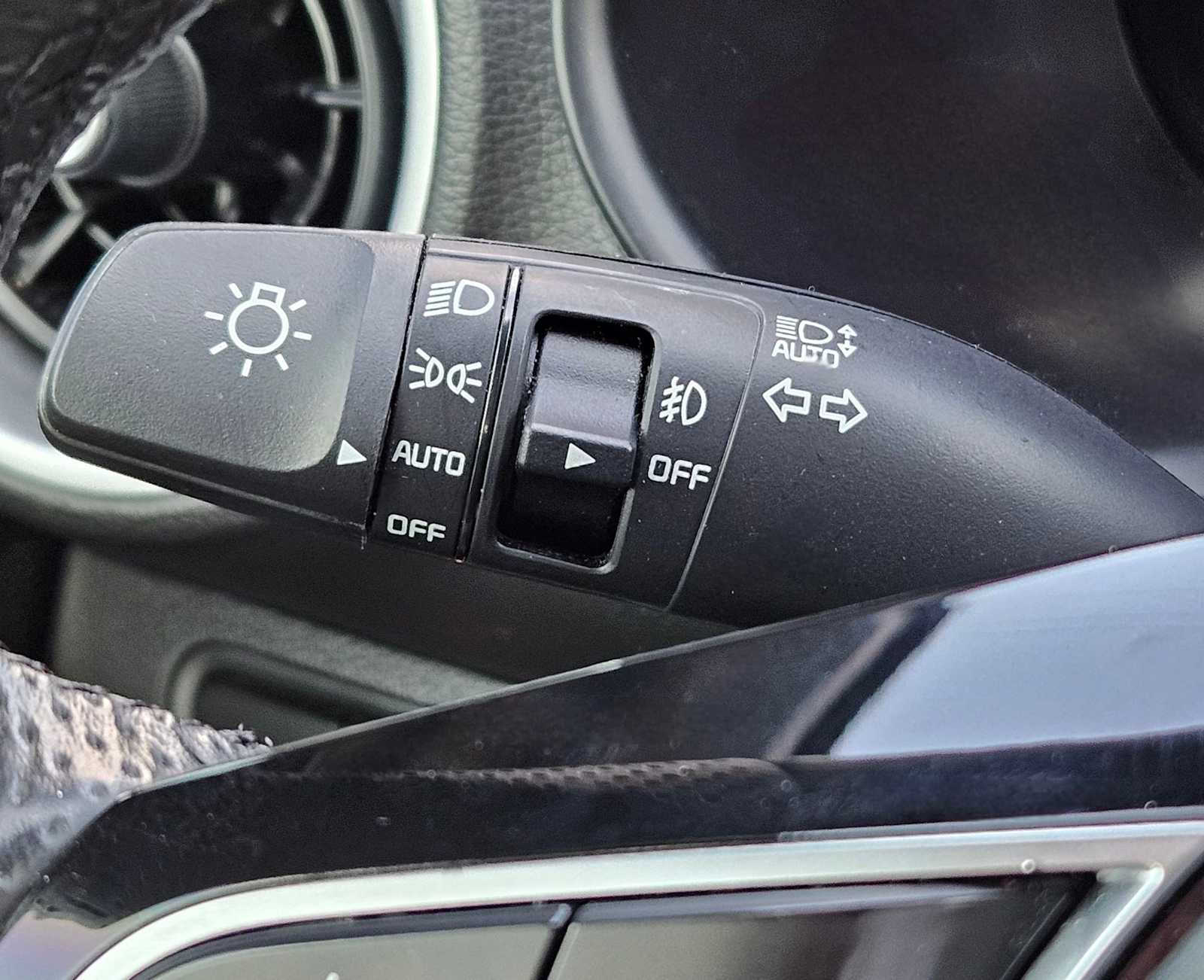 Thumbnail: 2024 Kia Forte - 28