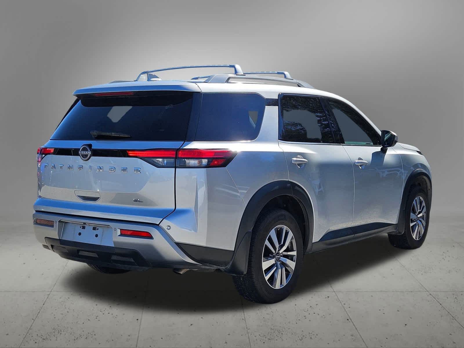 Thumbnail: 2022 Nissan Pathfinder - 5