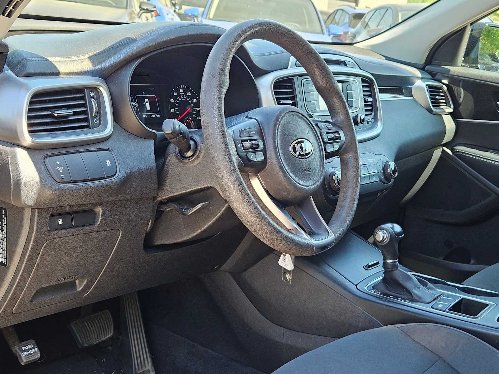 Thumbnail: 2016 Kia Sorento - 2