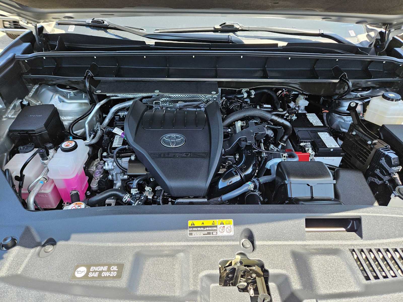 Thumbnail: 2024 Toyota Highlander - 15