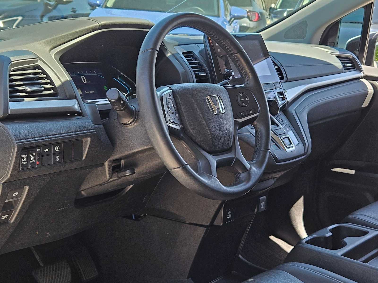 Thumbnail: 2022 Honda Odyssey - 2