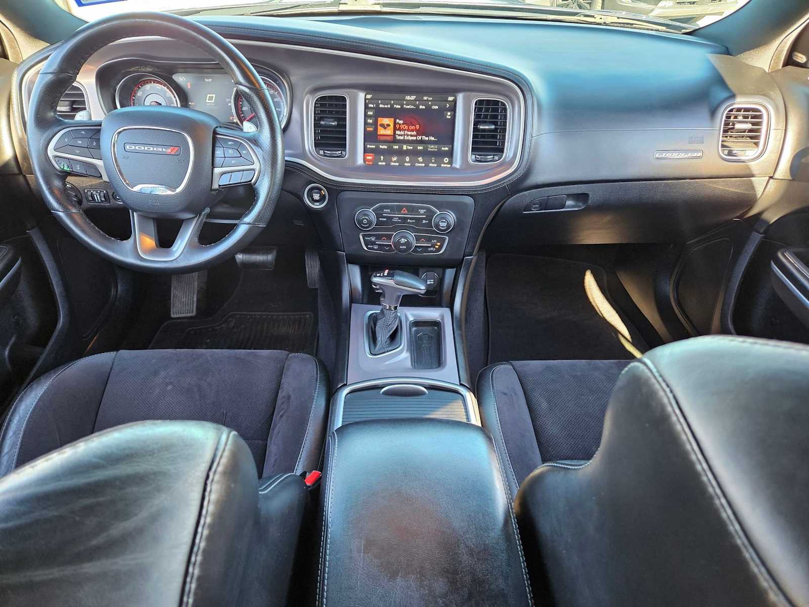 Thumbnail: 2019 Dodge Charger - 17