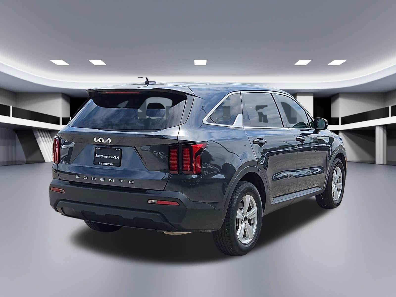 Thumbnail: 2022 Kia Sorento - 6